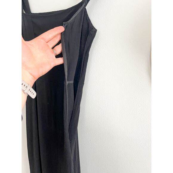 Reformation | Little Black Mini Dress Open Back LBD | Estimated size XS - Picture 5 of 9